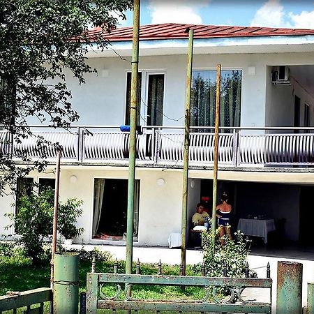 Guest House Qedi Jvari Luaran gambar