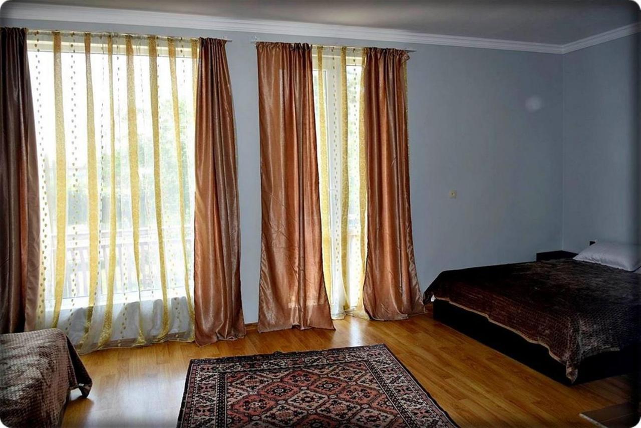 Guest House Qedi Jvari Luaran gambar